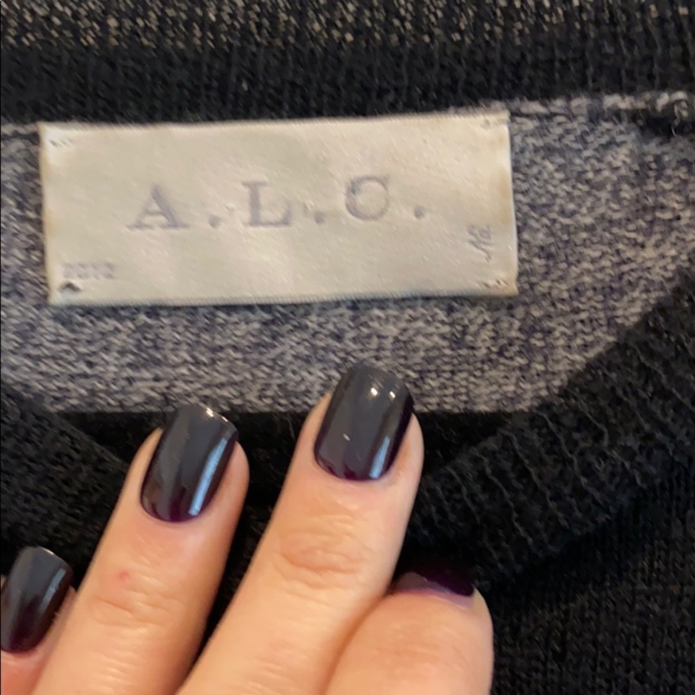 Alc Color-Blocking Lightweight Sweater - image 2